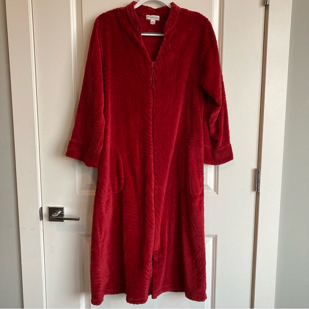 Red Zip Up Robe - Picture 1 of 4